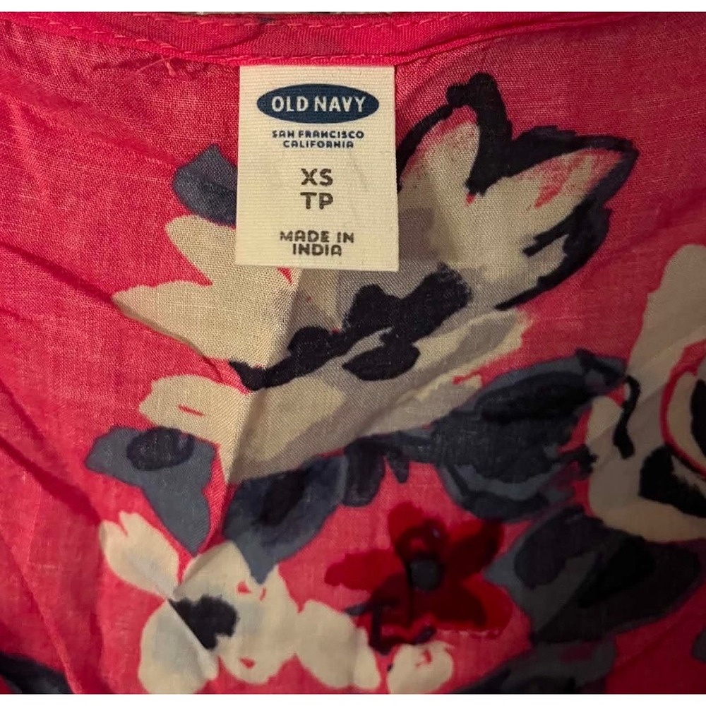 Old Navy Floral Blouse Womens XS Pink Excellent V-Neck Sleeveless Rayon Top - Picture 2 of 4